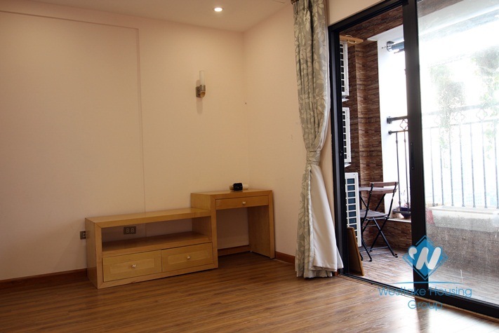 Cheaper 02 bedrooms apartment in Giang Vo, Ba dinh district for rent